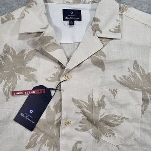 Ben Sherman Linen Blend Mens‎ Small Ivory Hawaiian Floral Short Sleeve Shirt